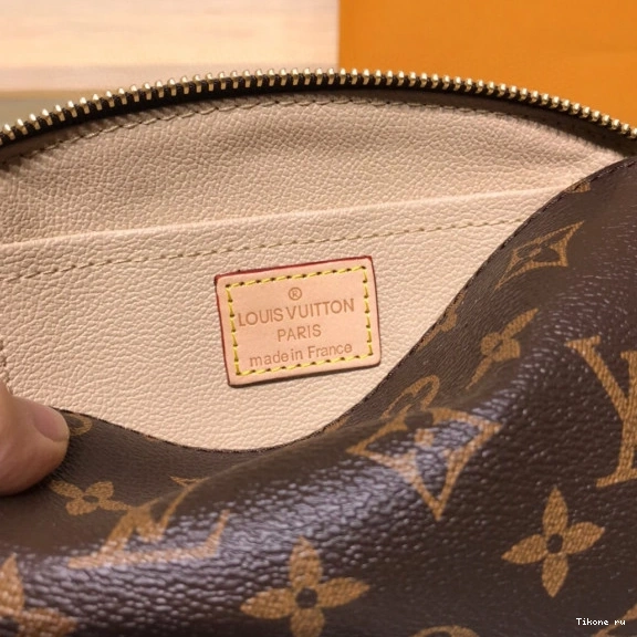Affordable VUITTON LOUIS COSMETIC POUCH 0723